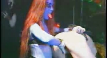 bé ngọc live sex Người phụ nữ học cách làm tình bo chong nang dau sex với cặp vợ chồng mới cưới.