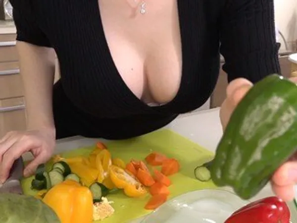 sayuri jav Người mình thích cô youtuber sexy nhà kế bên