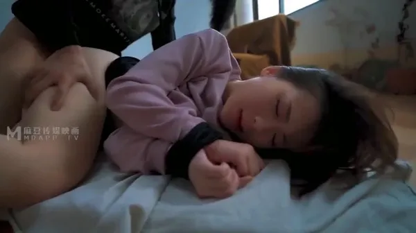 phim sex châu âu lén lút Bị tên biến thái bắt cóc khi đang đi dạo ~lin sihao