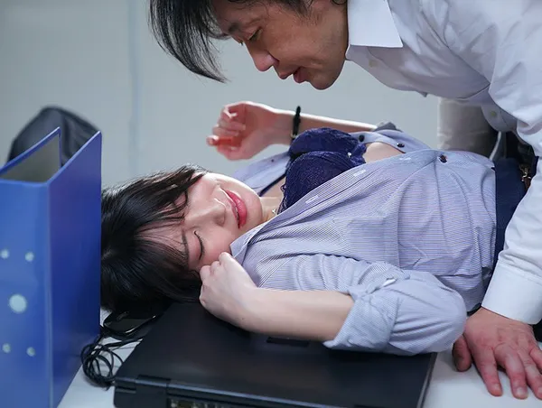 phim sex tre em vn Em thư ký quá ngon bị tên sếp biến thái bắt làm người tình